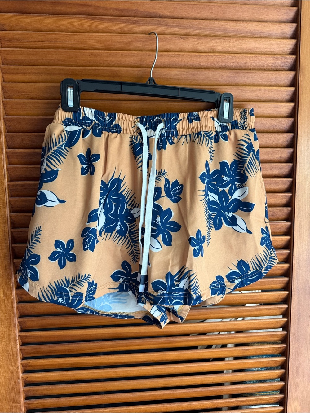 The Upside ARUBA BILLIE RUN SHORT - FLORAL -Medium